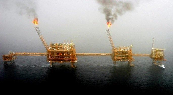 چین واردات نفت از ایران و ونزوئلا را افزایش داد