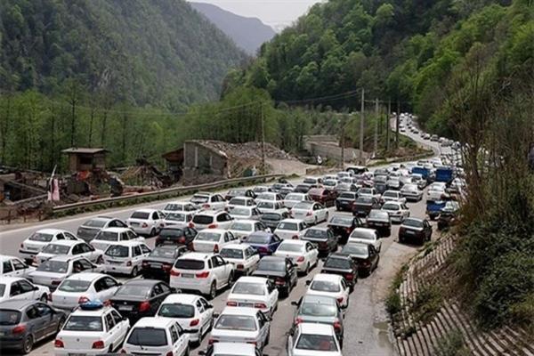 آخرین شرایط جاده های ترافیکی کشور ، بارش باران در بعضی از محورهای گیلان و مازندران