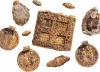 سر درآوردن زیورآلاتی عجیب از گور 1300 ساله، عکس