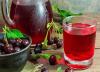 4 طرز تهیه شربت آلبالو با آلبالو و آب آلبالو